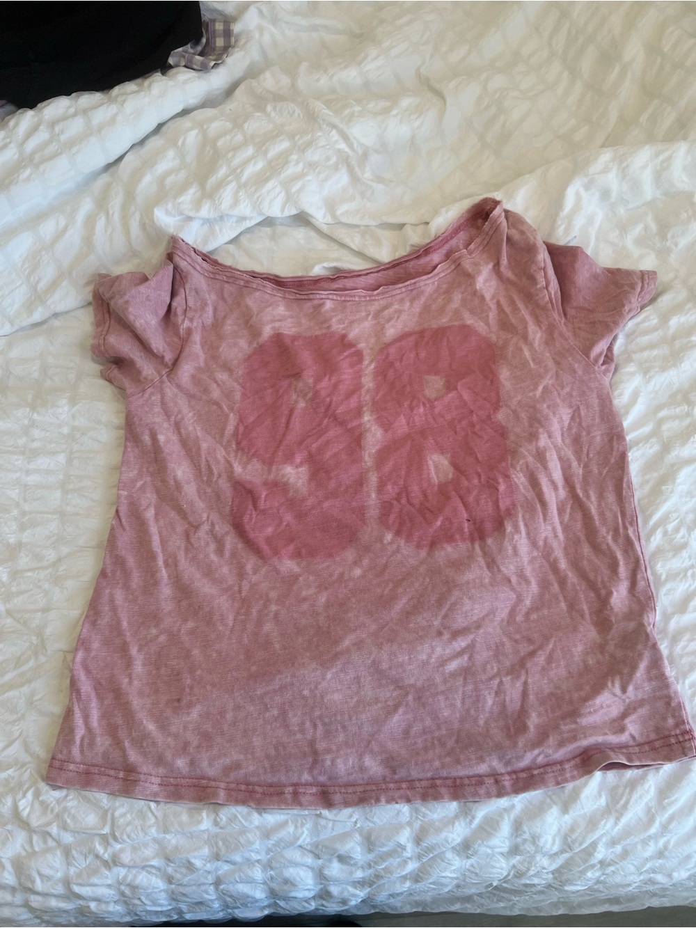 SHEIN Pink Short Sleeve Graphic Tee with Number Design